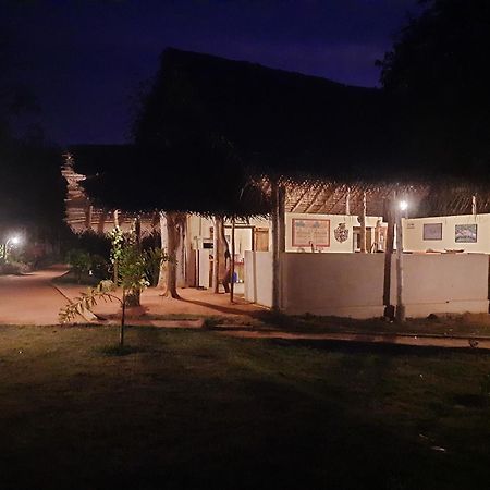 Nirvaan Safari Lodge Wilpattu Buitenkant foto