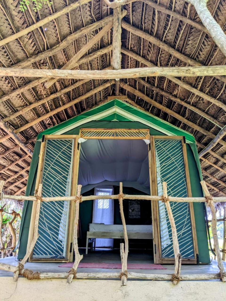 Nirvaan Safari Lodge Wilpattu Buitenkant foto
